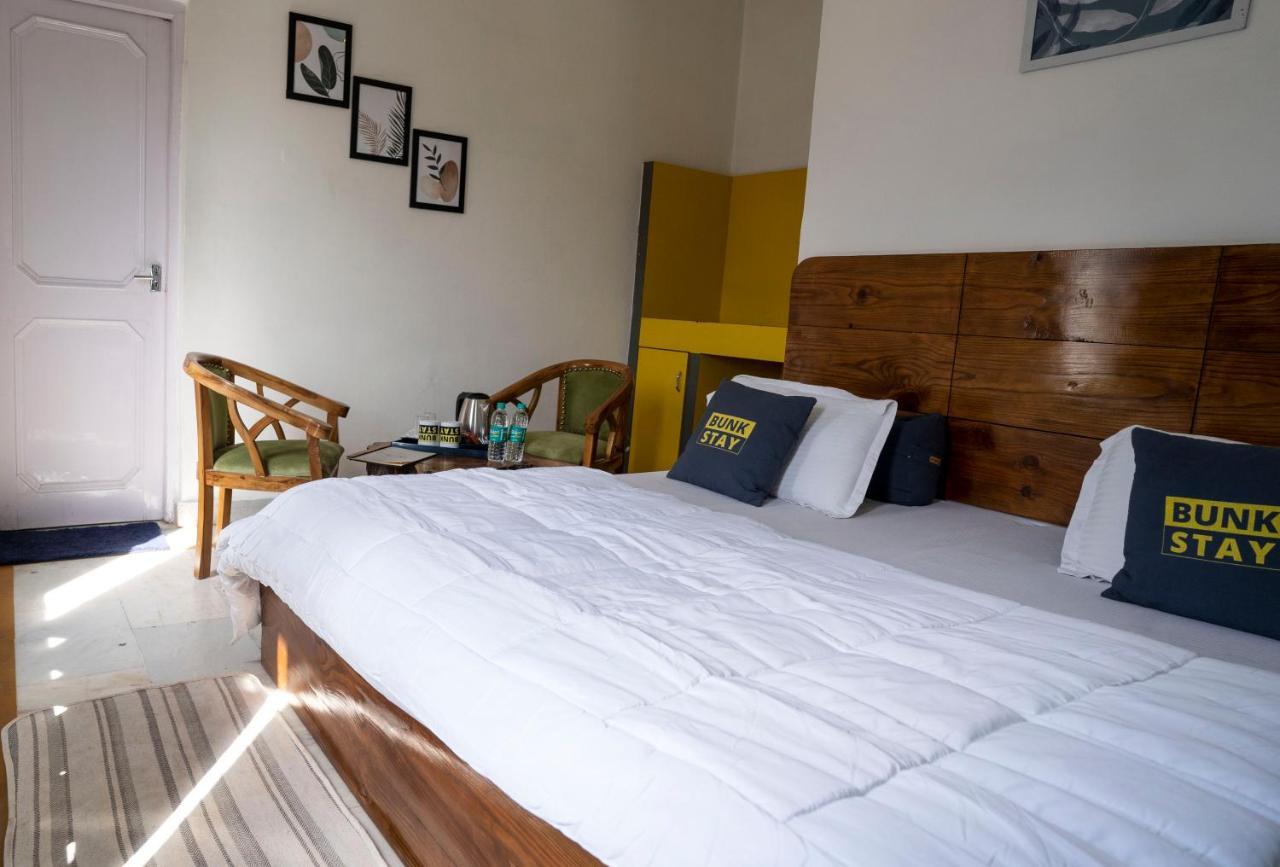 บังก์ สเตย์ ฤษีเกศ Hostel ริชิเคช ภายนอก รูปภาพ