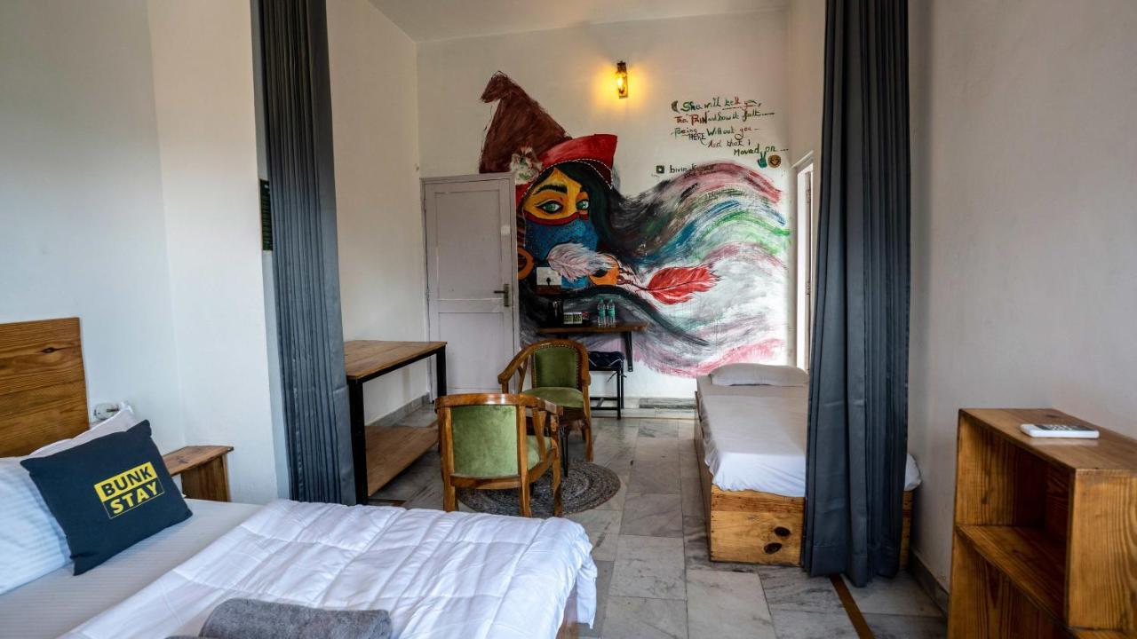 บังก์ สเตย์ ฤษีเกศ Hostel ริชิเคช ภายนอก รูปภาพ